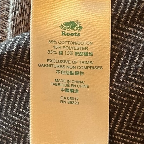 Roots lightweight jacket w/snaps, black/grey, size medium, excellent condition - Picture 6 of 6